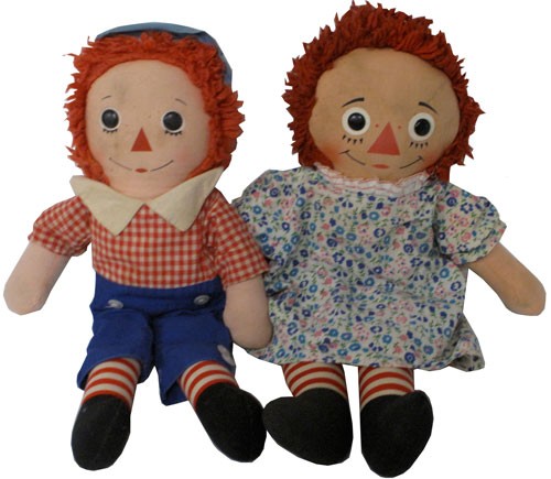 raggedy ann and raggedy andy dolls